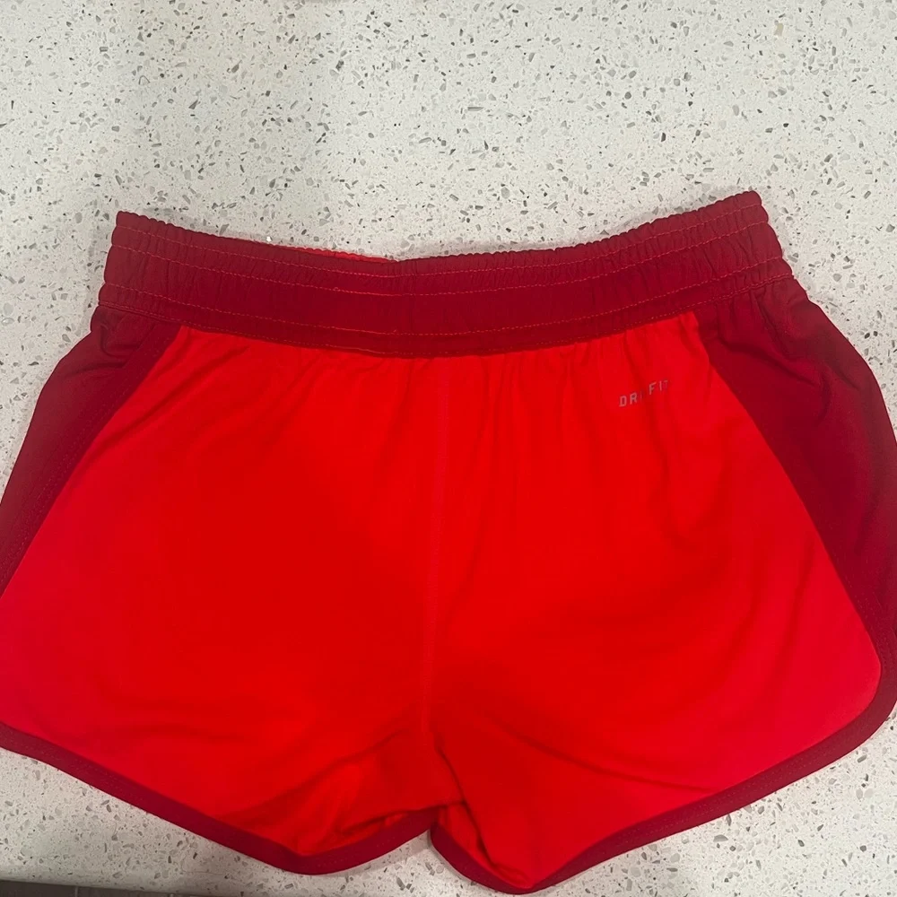 Nike Dri-Fit Running Shorts - Picture 2 of 3